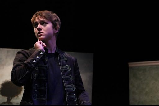 Max Gray Photo 9