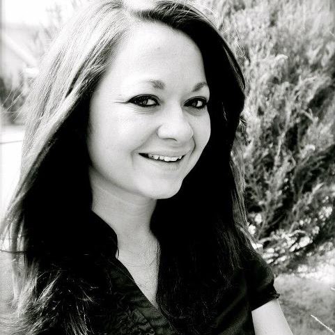 Jennifer Moody Photo 35