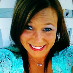 Andrea Adams Photo 52
