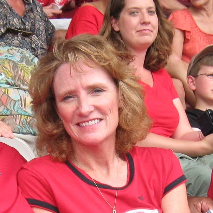 Laurie Mitchell Photo 34