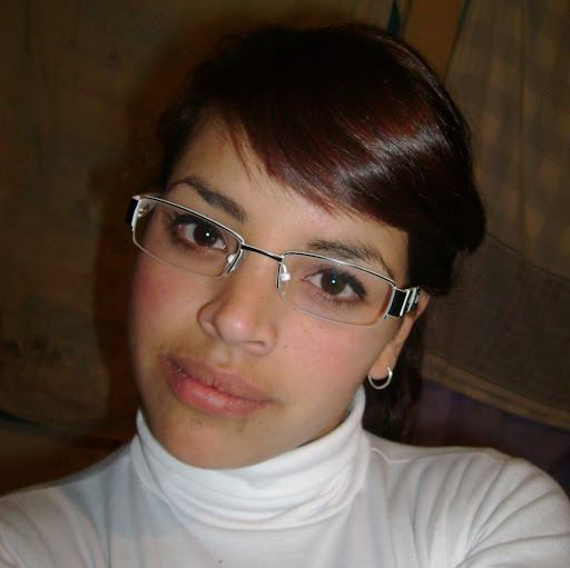 Lucia Dominguez Photo 7