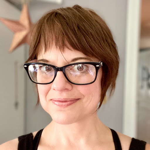Amy Pryor Photo 19