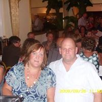 Lesley Hall Photo 28