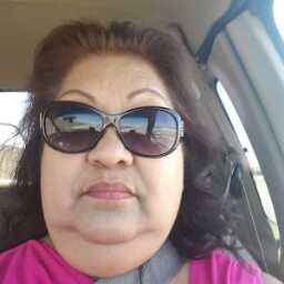 Julie Deleon Photo 12
