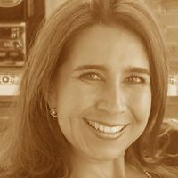 Alejandra Ruiz Photo 41