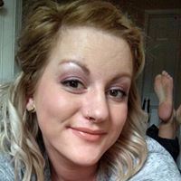 Samantha Bush Photo 36