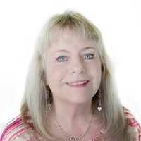 Deborah Perdue Photo 22
