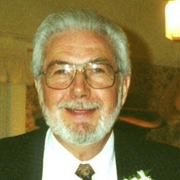 Robert Stephens Photo 18