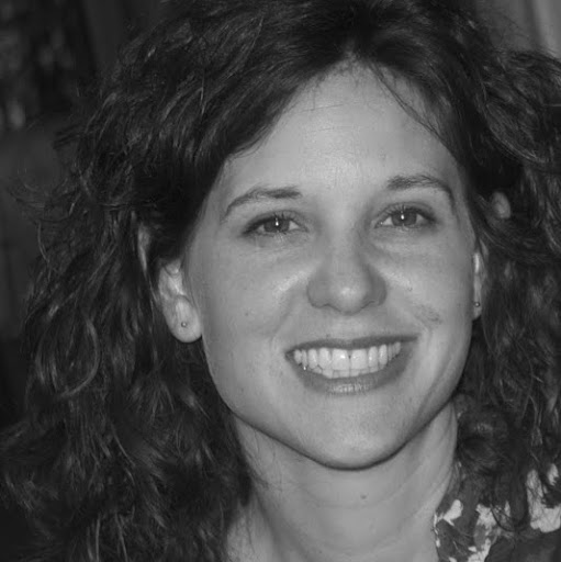 Jennifer Holcombe Photo 10