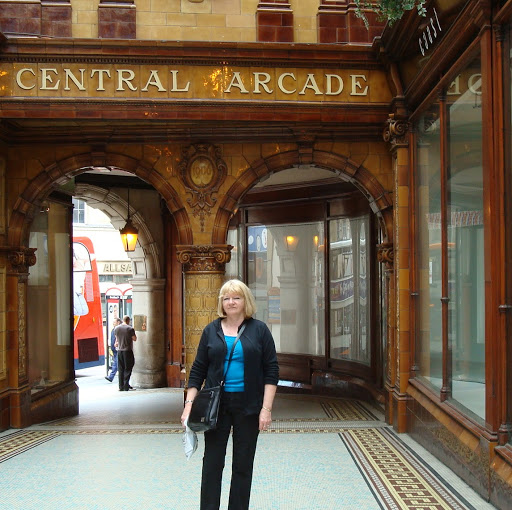 Brenda Hutchinson Photo 31