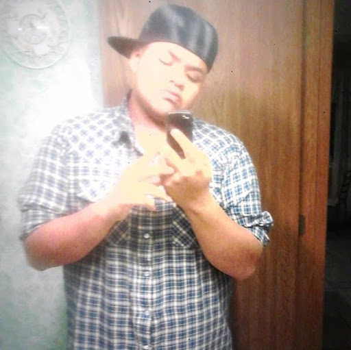 Anthony Benitez Photo 10