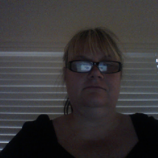 Kim Anderson Photo 23