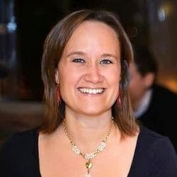Elizabeth Stewart Photo 3