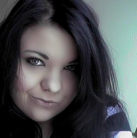 Stephanie Shuler Photo 28
