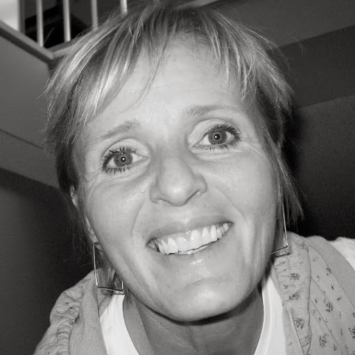 Lori Morrison Photo 34