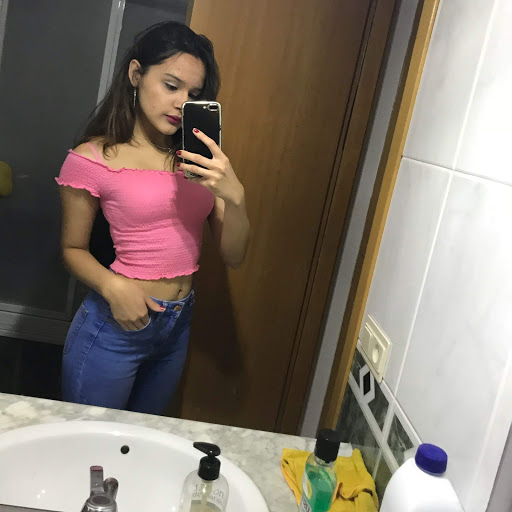 Emily Aguilar Photo 33