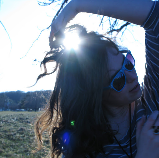 Julie Schneider Photo 14