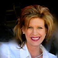Nicole Collins Photo 36
