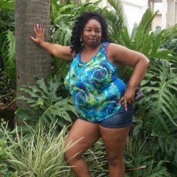Kim Clay Photo 29