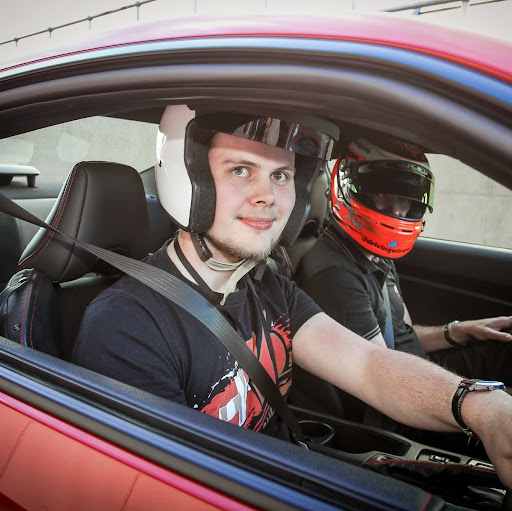 Daniel Thorn Photo 23