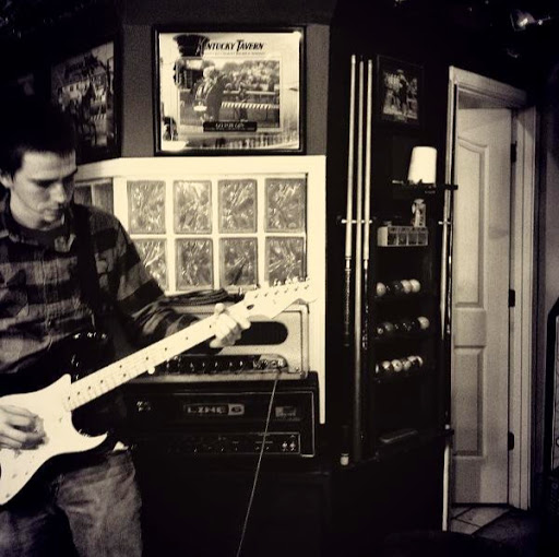 Jason Hartley Photo 19
