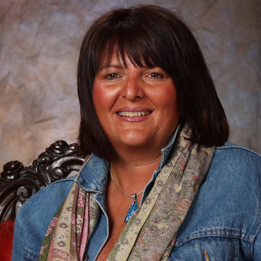 Terri Phillips Photo 39