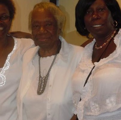 Mary Neely Photo 23