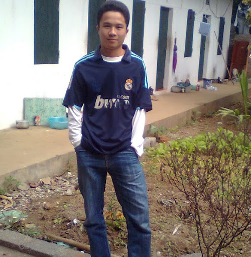 Tu Trinh Photo 13