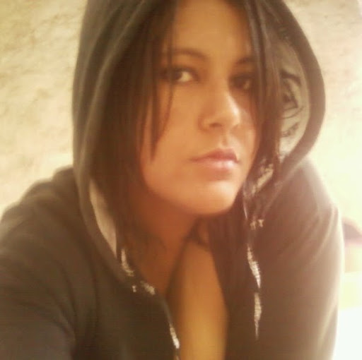 Elisa Santos Photo 24