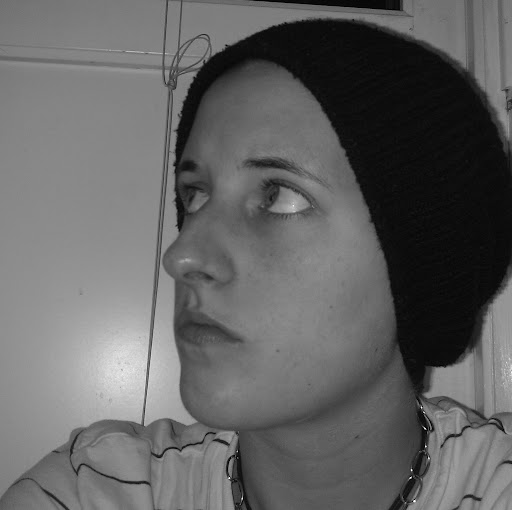 Victoria Rhoades Photo 4