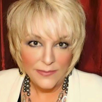 Michele Langley Photo 8