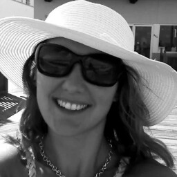 Kristina Crews Photo 9