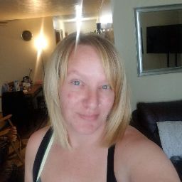 Amy Cross Photo 47