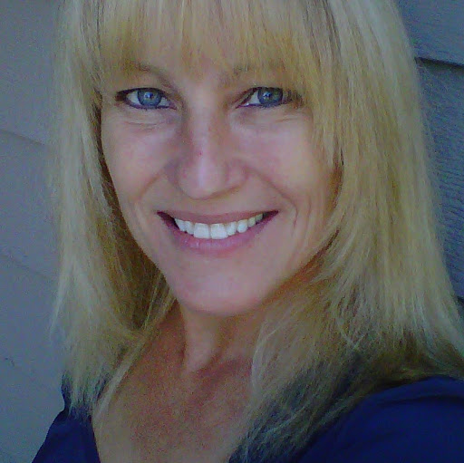 Linda Becker Photo 28