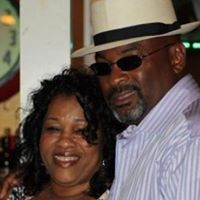 Helena Robinson Photo 38