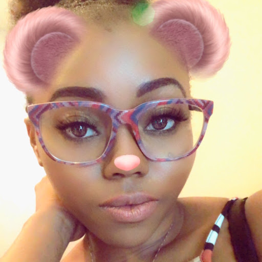Alexis Robinson Photo 10