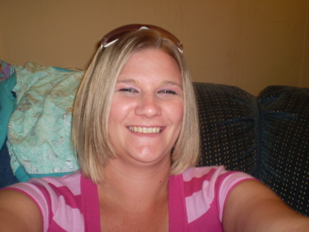 Lori Hamilton Photo 39