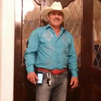 Ernesto Salinas Photo 2