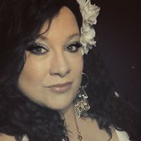 Melissa Shaw Photo 32