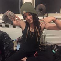 Lisa Greco Photo 32