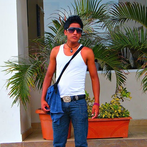 Daniel Lara Photo 11