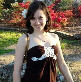 Laura Simmons Photo 6