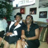 Renee Saunders Photo 11