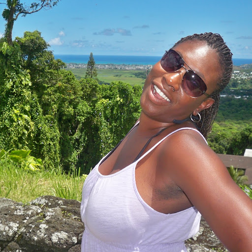 Monique Sims Photo 6