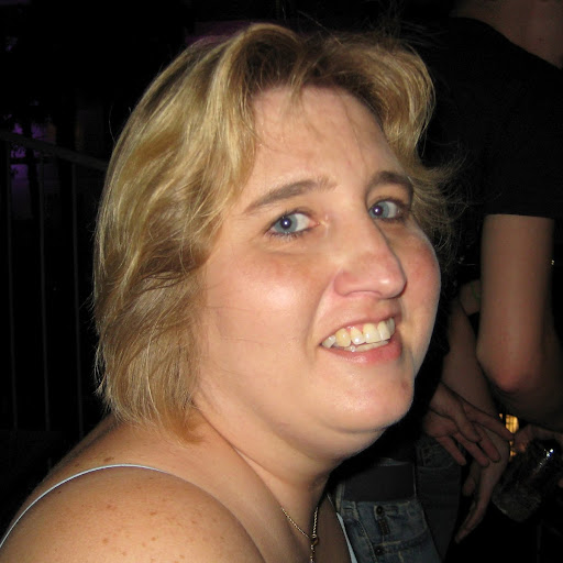 Renee Miller Photo 2