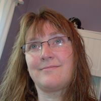 Michelle Halley Photo 21