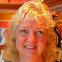 Gail Holmes Photo 38