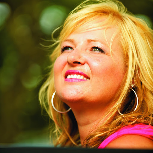 Yvette Johnson Photo 5