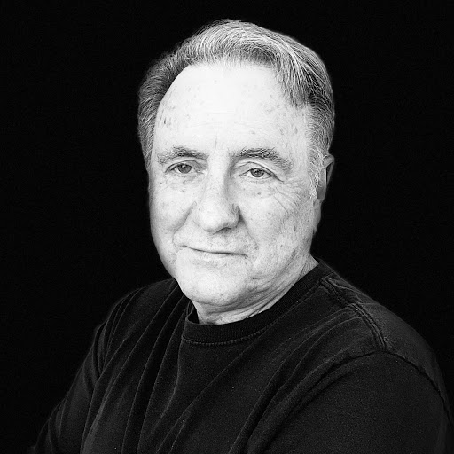 Edward Schneider Photo 47