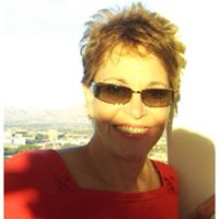 Sandy Bragg Photo 27